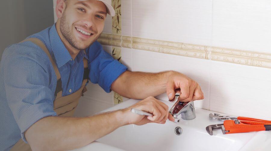 Handle or spout repair in Gloster, MS